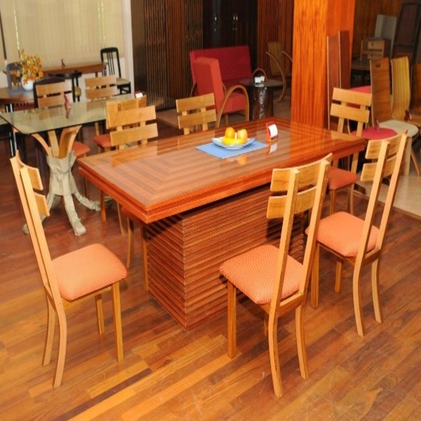 C &amp; B Dining Table