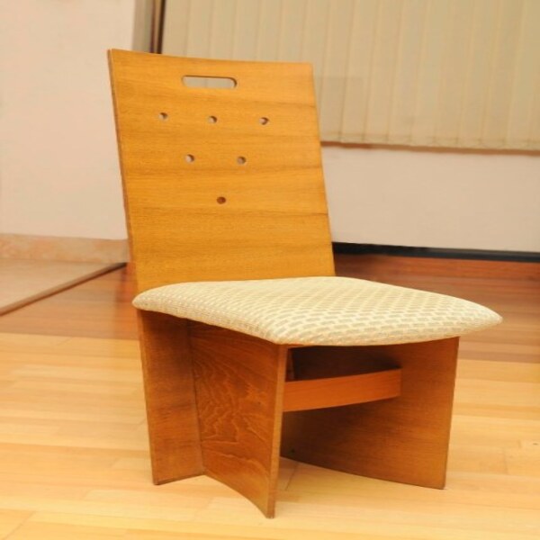D - Series Dining Chair